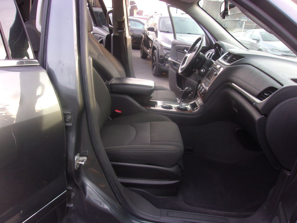 2013 Chevrolet Traverse Image 10