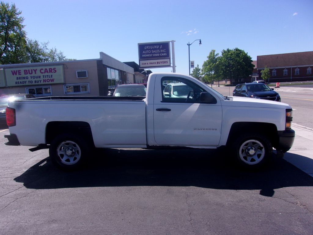 2014 Chevrolet Silverado 1500 Image 2