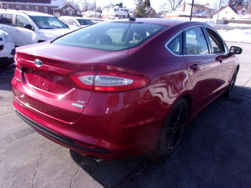 2013 Ford Fusion Image 3