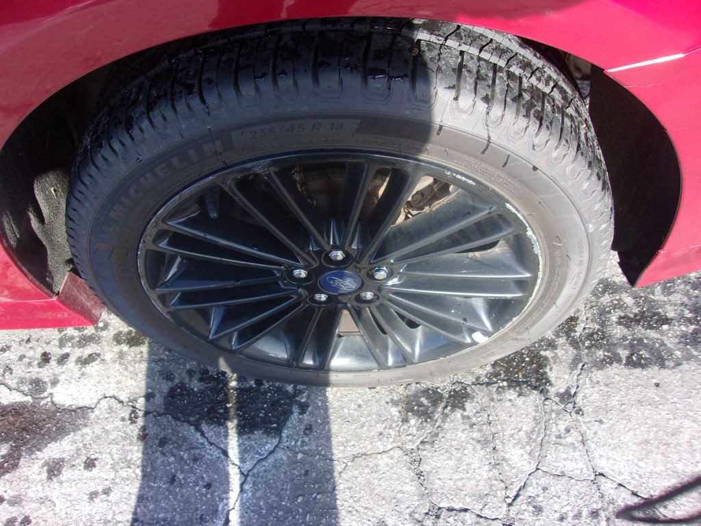 2013 Ford Fusion Image 18