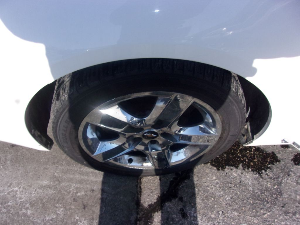 2008 Chevrolet Malibu Image 17