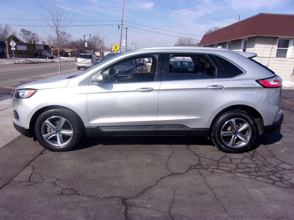 2019 Ford Edge Image 6