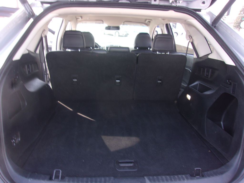 2019 Ford Edge Image 14