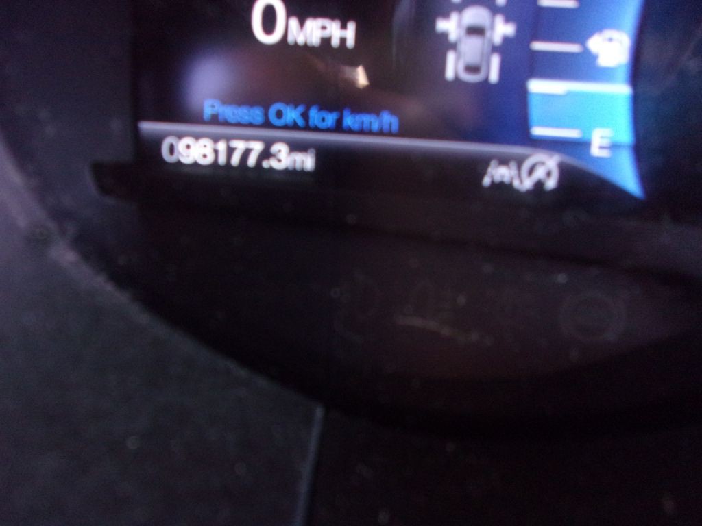 2019 Ford Edge Image 16