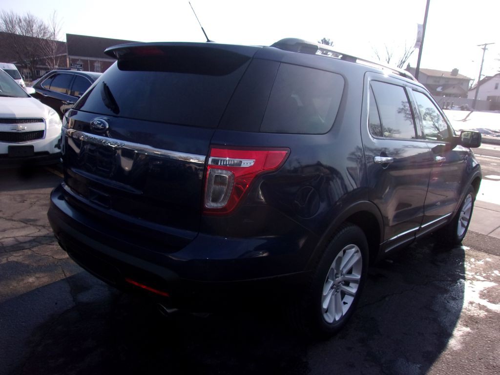 2012 Ford Explorer Image 3