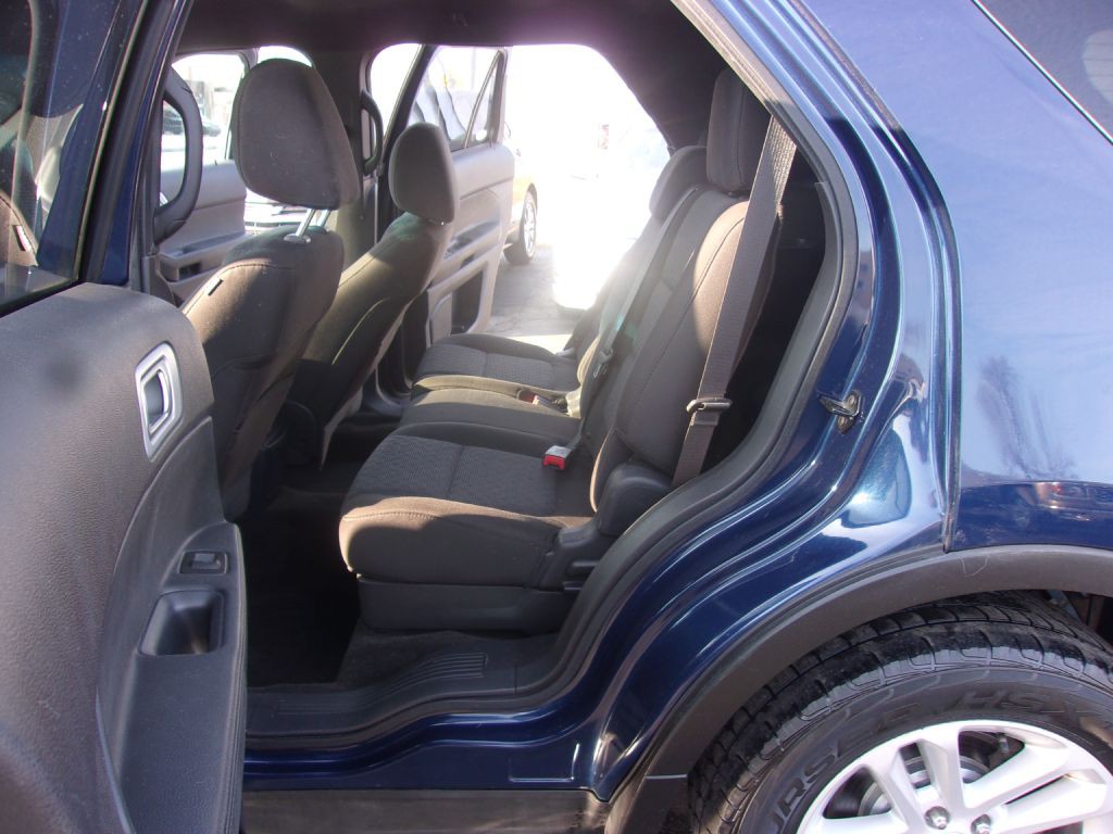 2012 Ford Explorer Image 11