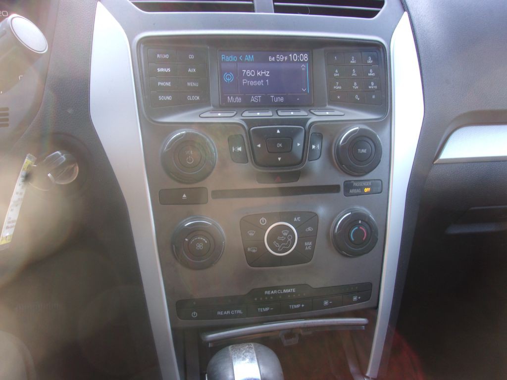 2012 Ford Explorer Image 15