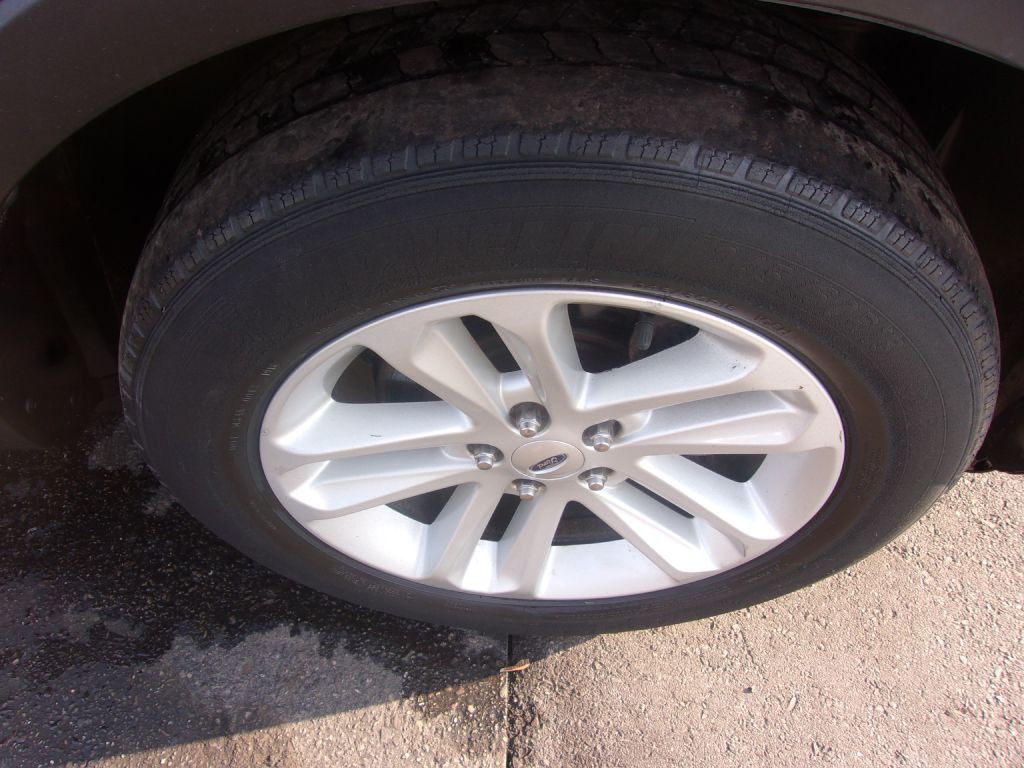 2012 Ford Explorer Image 20