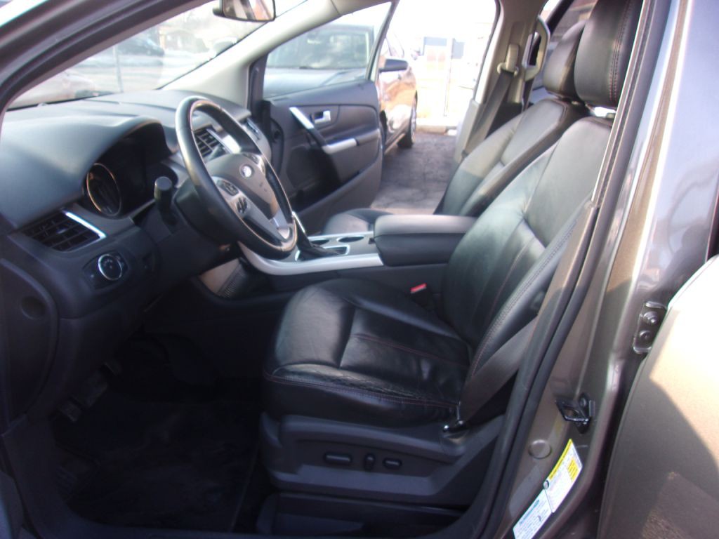 2013 Ford Edge Image 10