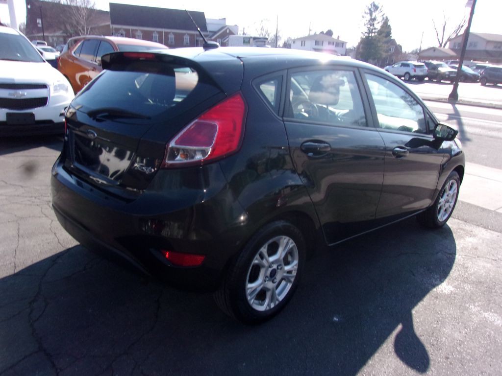 2016 Ford Fiesta Image 3