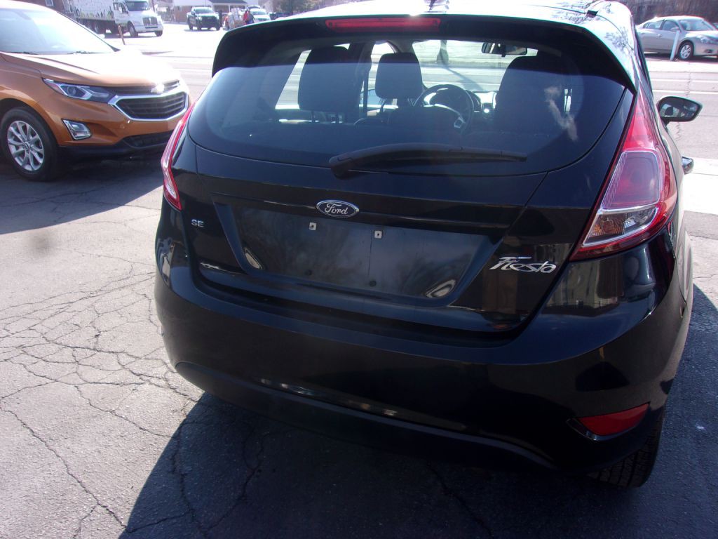 2016 Ford Fiesta Image 7