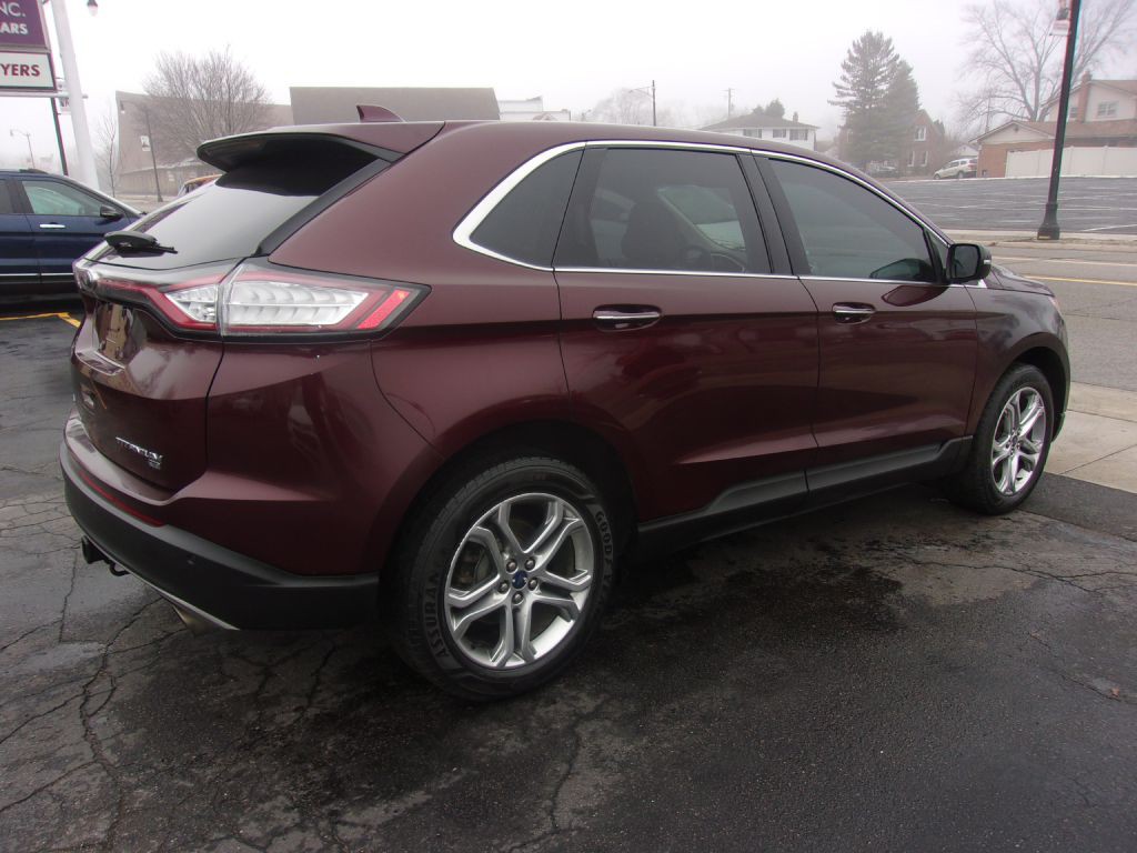 2017 Ford Edge Image 4