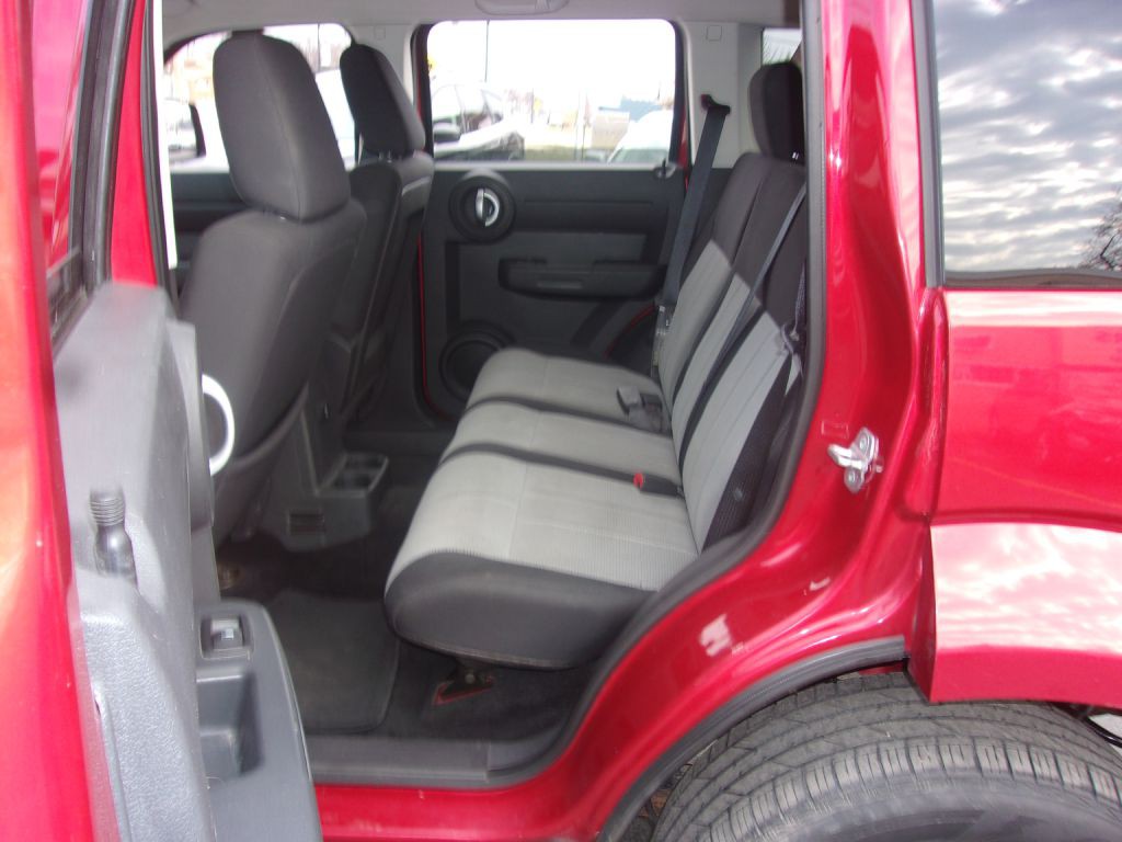 2007 Dodge Nitro Image 10