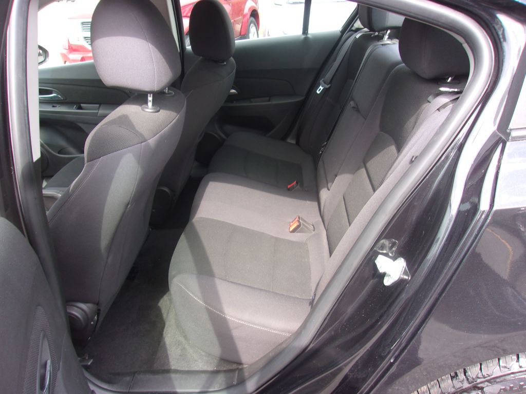 2016 Chevrolet Cruze Image 11