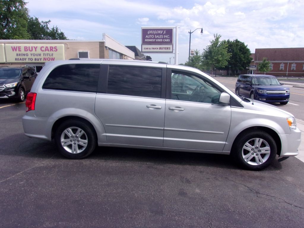 2011 Dodge Grand Caravan Image 2