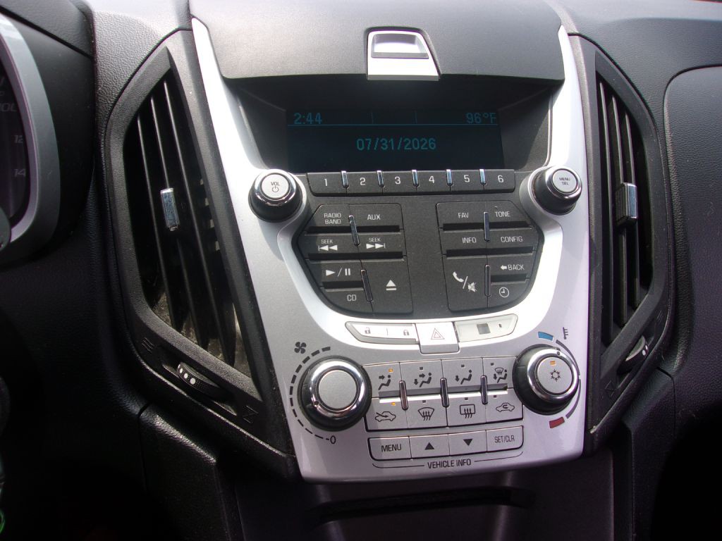 2011 Chevrolet Equinox Image 15