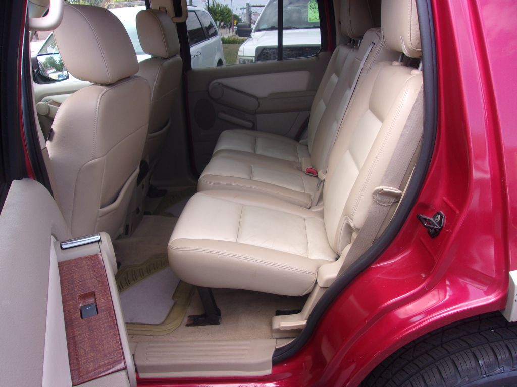 2008 Ford Explorer Image 12