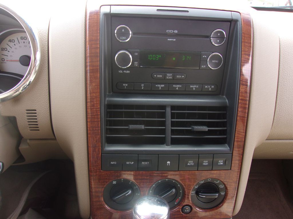 2008 Ford Explorer Image 16