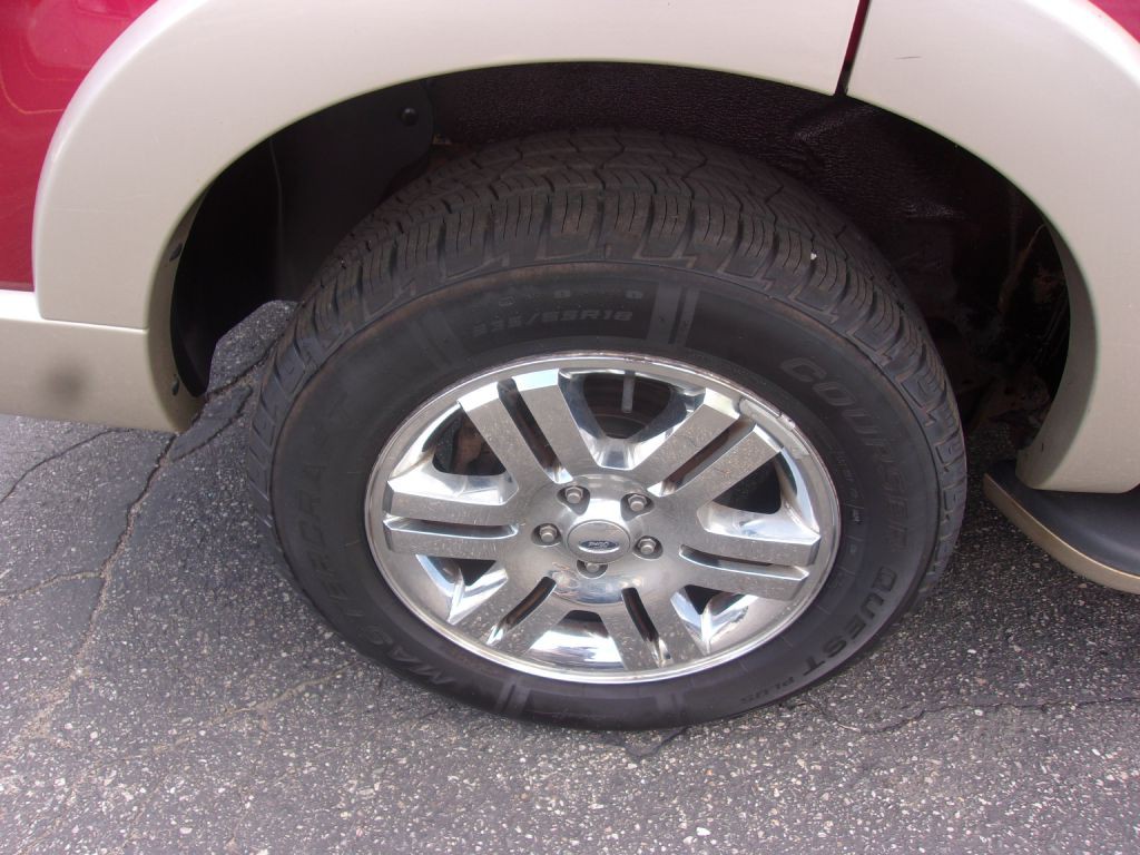 2008 Ford Explorer Image 21