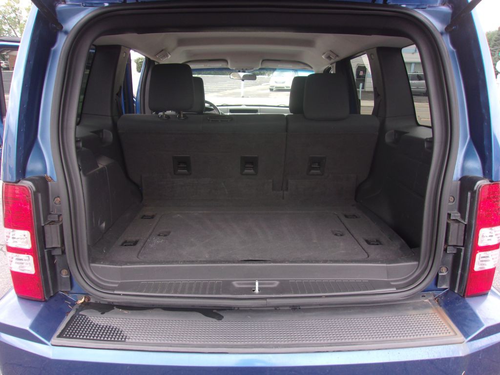 2009 Jeep Liberty Image 14