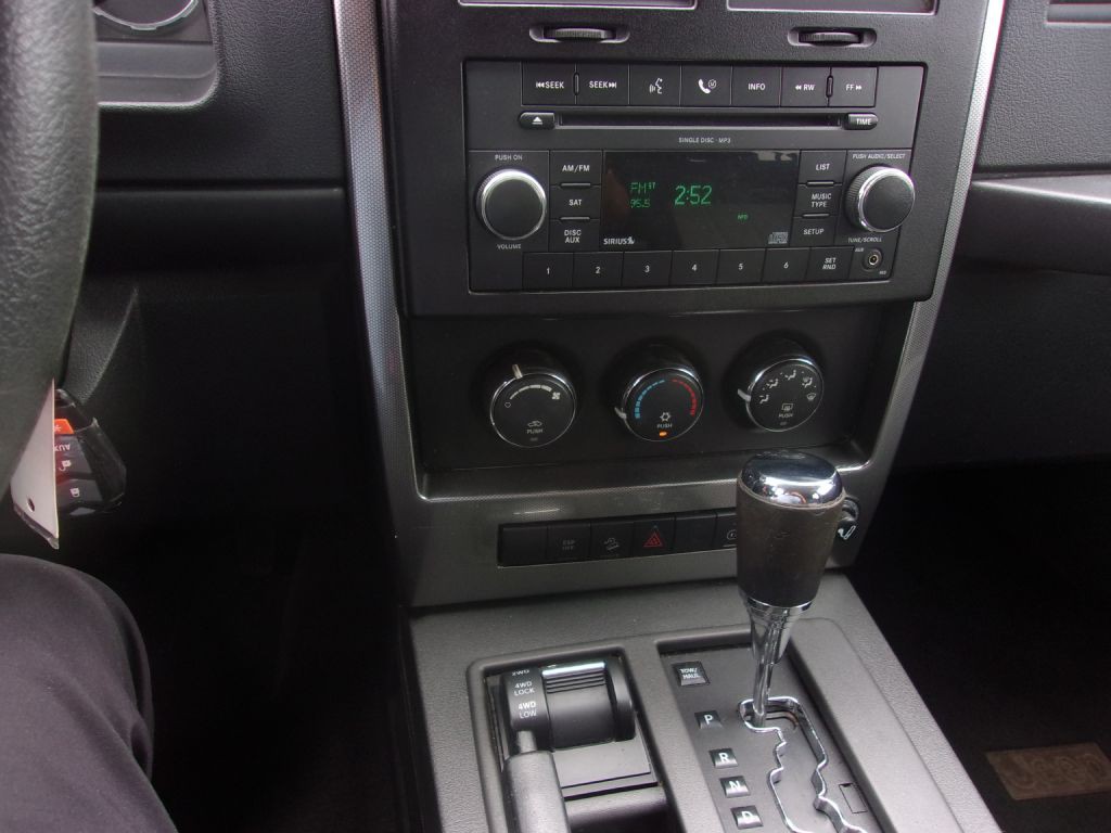 2009 Jeep Liberty Image 17
