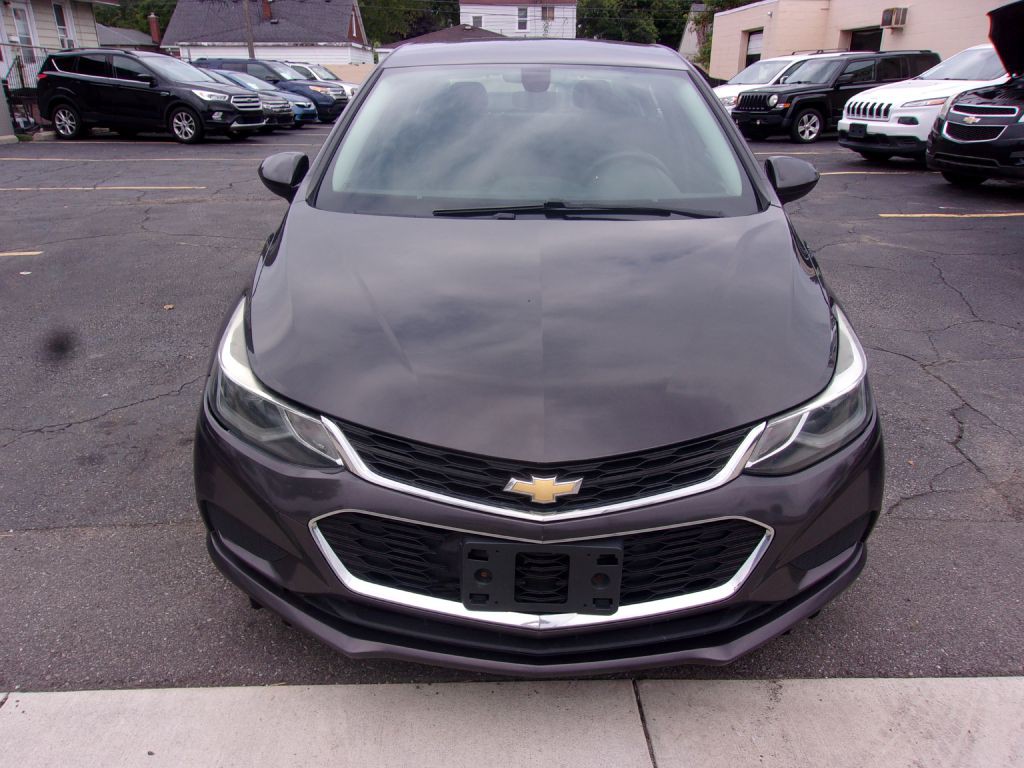 2017 Chevrolet Cruze Image 4