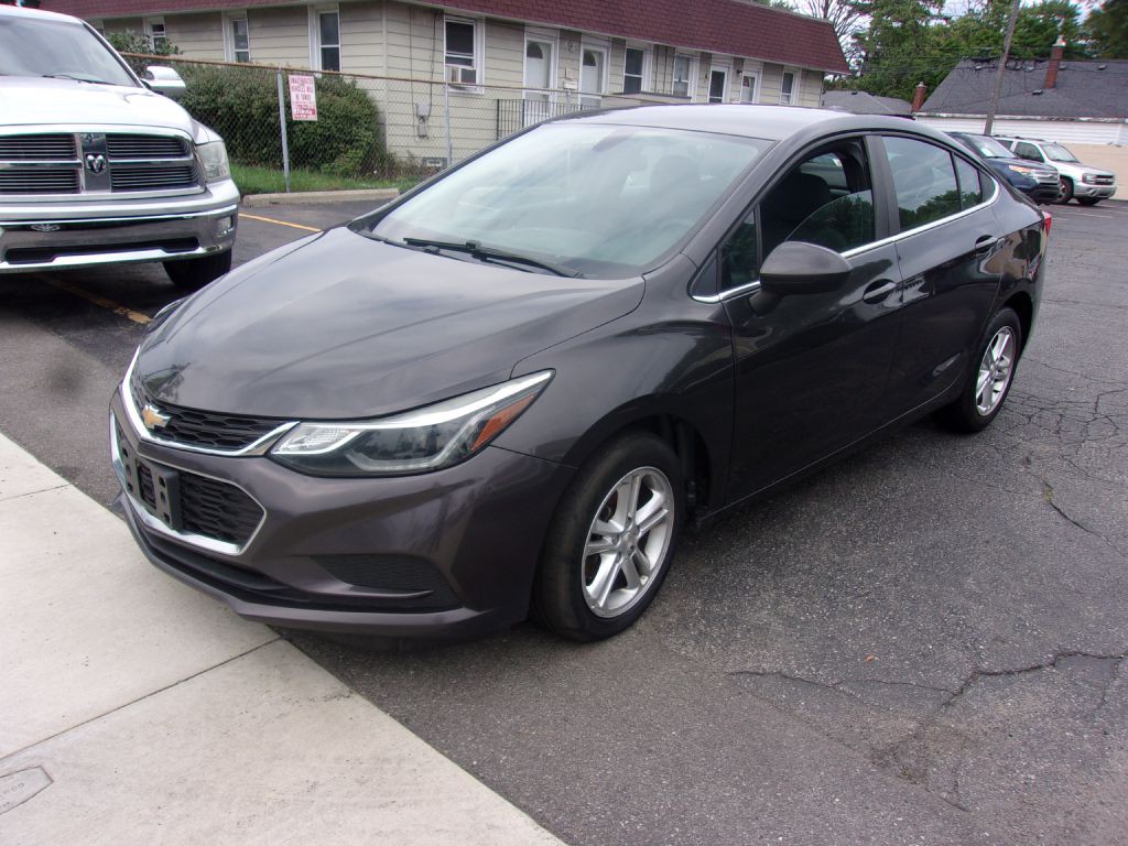 2017 Chevrolet Cruze Image 5