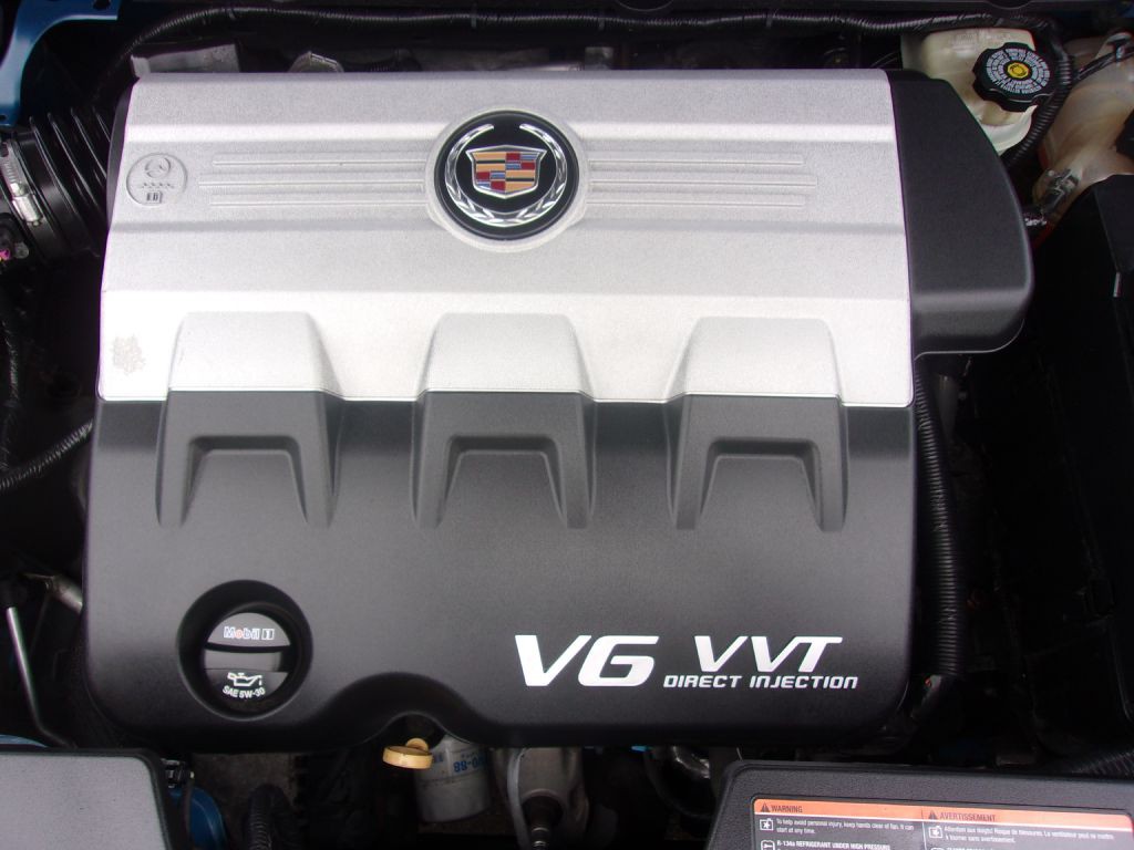 2010 Cadillac SRX Image 8