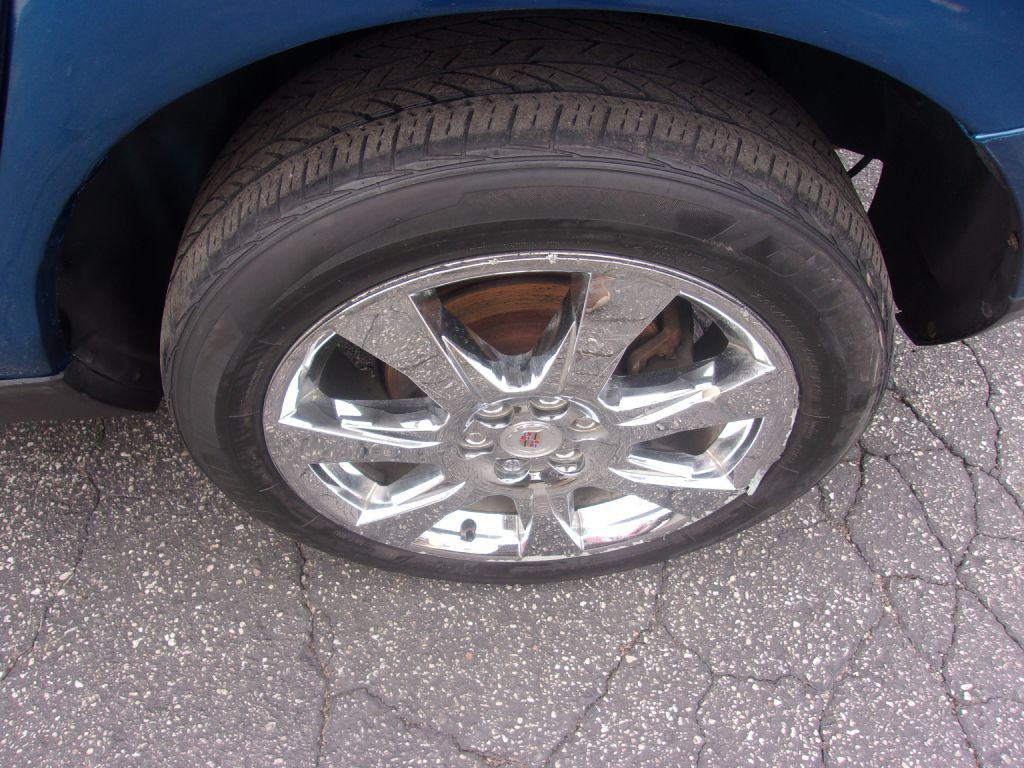2010 Cadillac SRX Image 18
