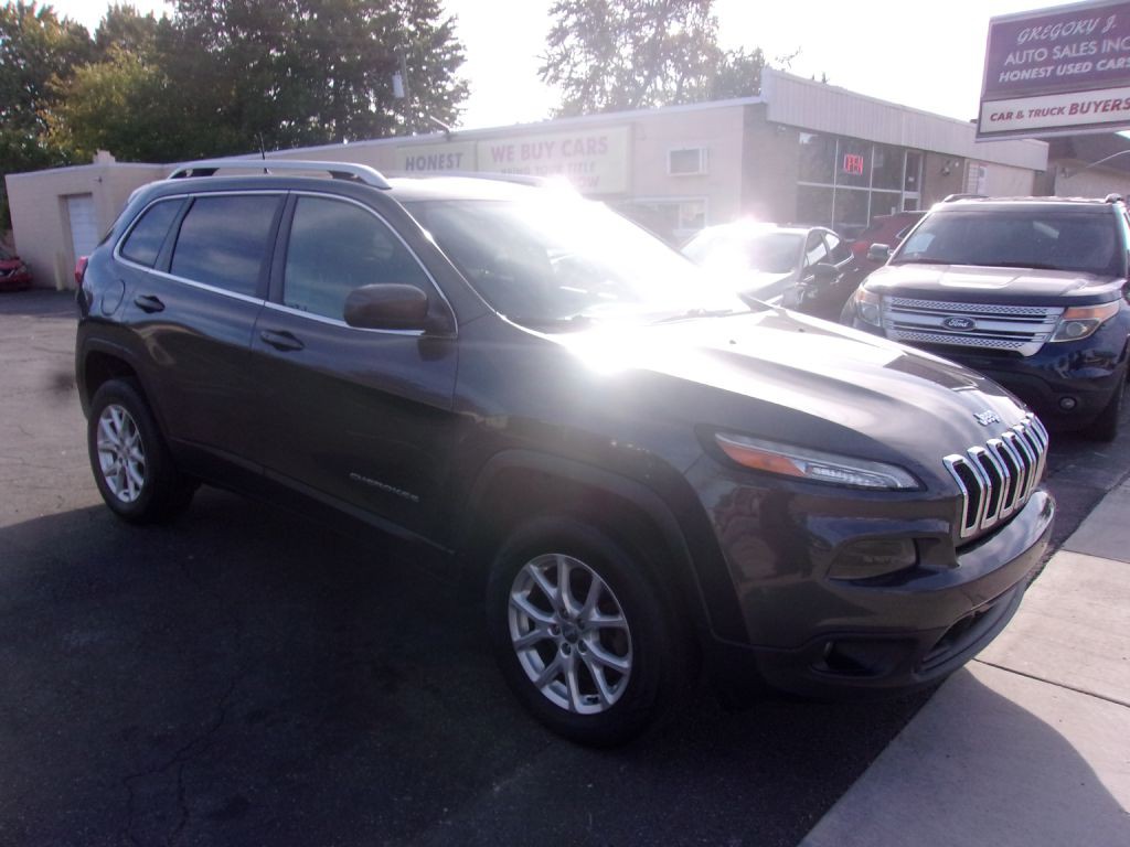 2016 Jeep Cherokee Image 1