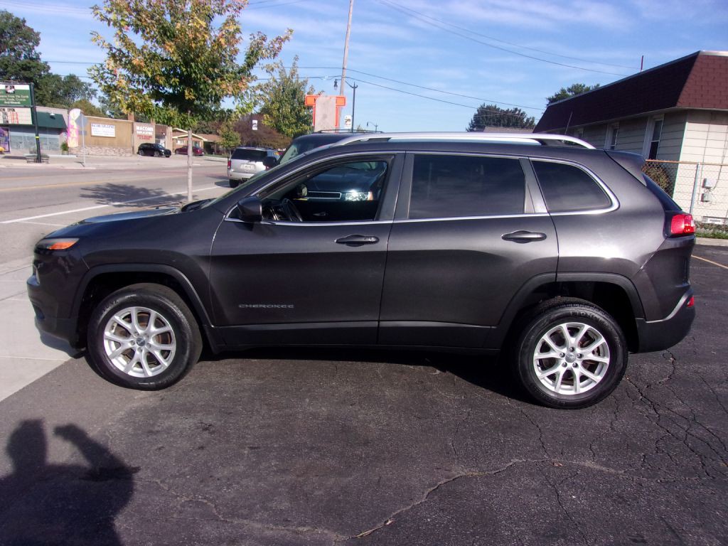 2016 Jeep Cherokee Image 6