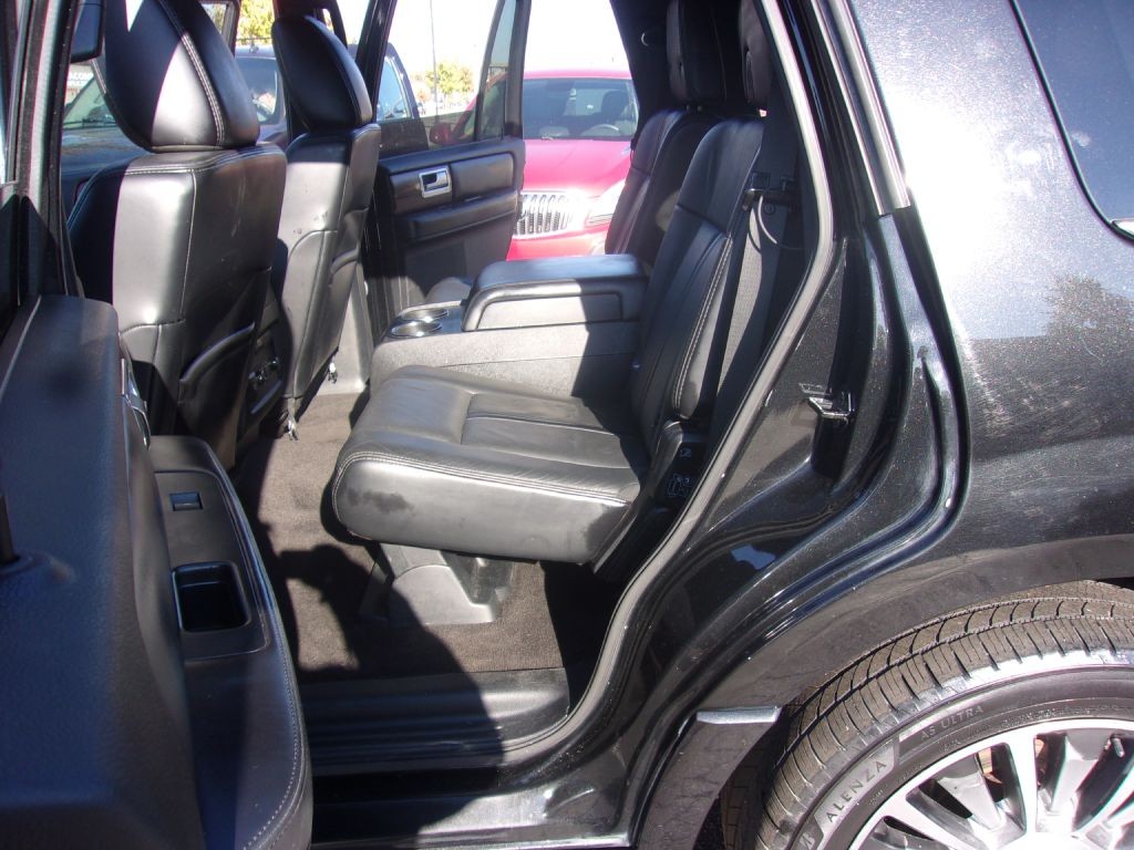 2015 Lincoln Navigator Image 10