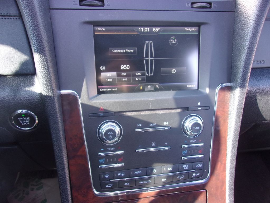 2015 Lincoln Navigator Image 15