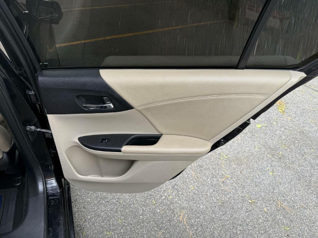 2014 Honda Accord Image 15