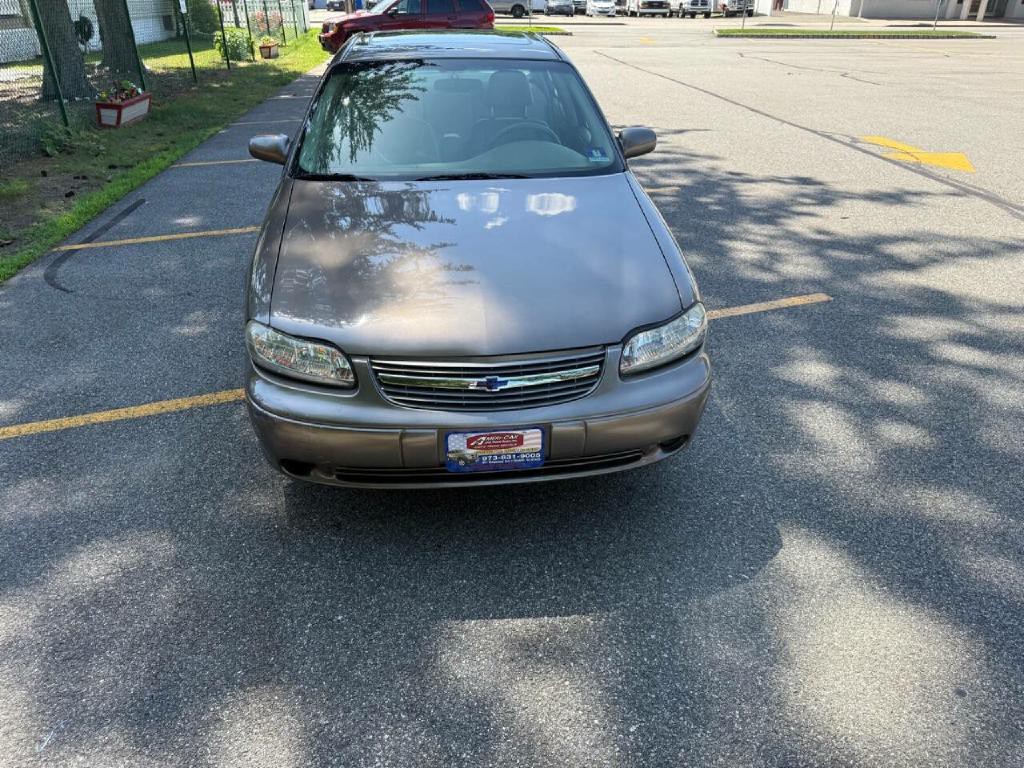 2002 Chevrolet Malibu Image 3