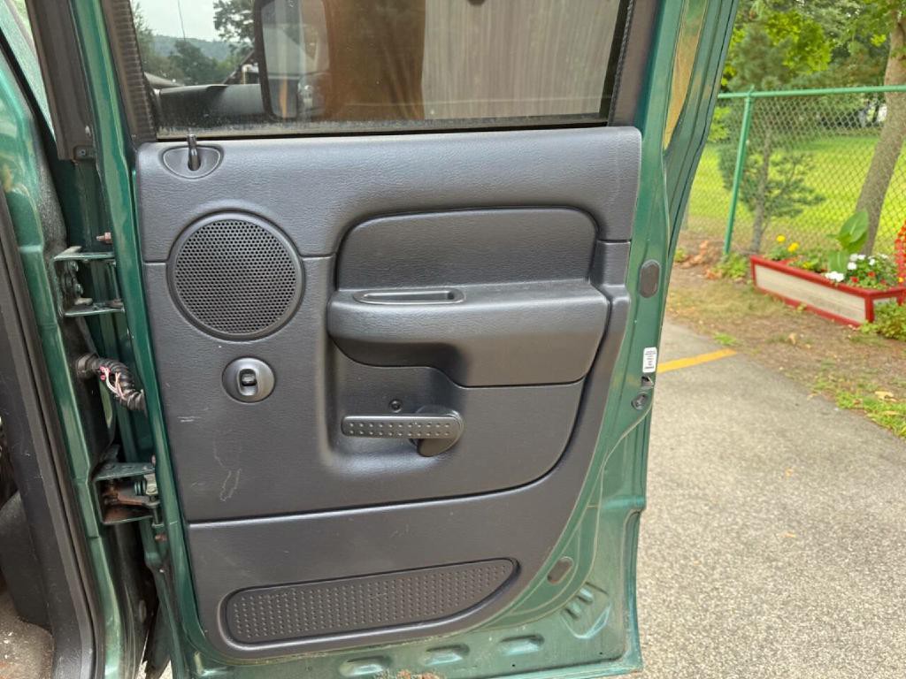 2003 Dodge Ram 2500 Image 17