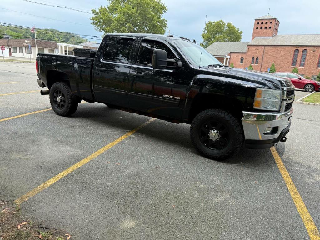 2011 Chevrolet Silverado 1500 Image 3