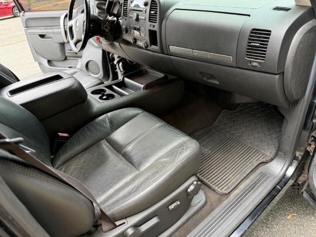 2011 Chevrolet Silverado 1500 Image 9