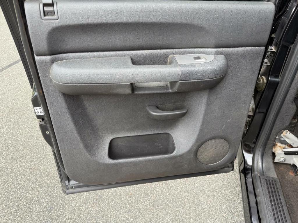 2011 Chevrolet Silverado 1500 Image 13