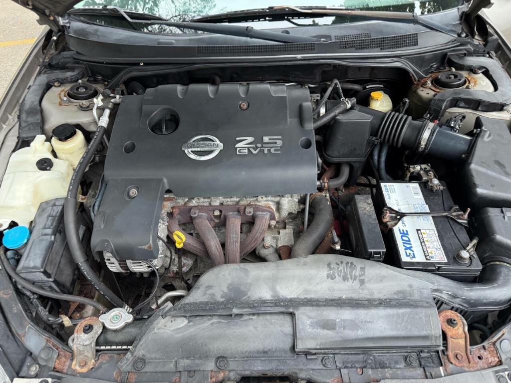 2005 Nissan Altima Image 15