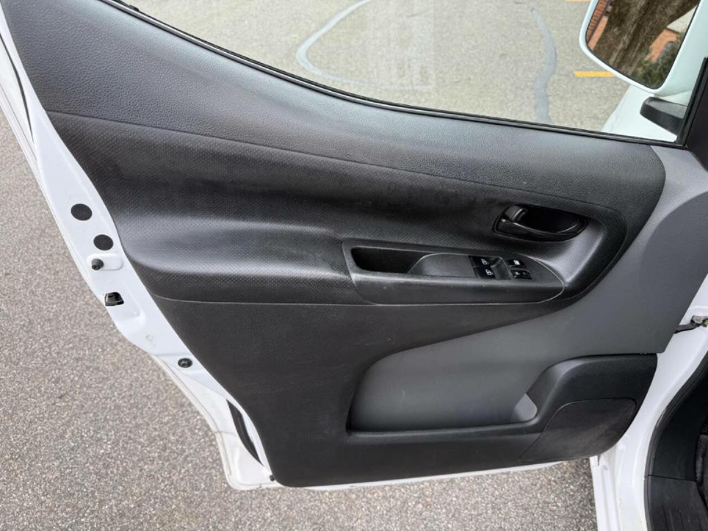 2019 Nissan NV200 Image 8