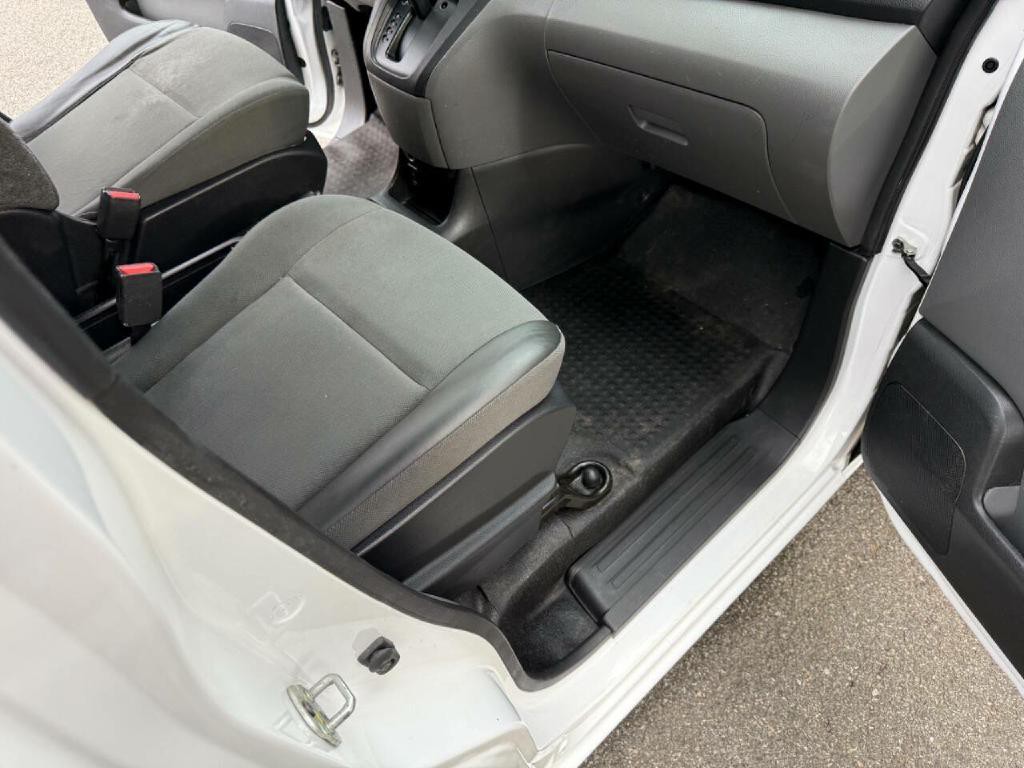 2019 Nissan NV200 Image 10