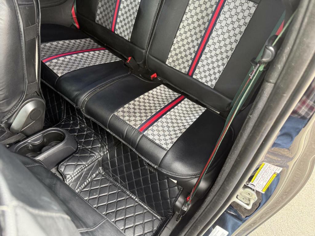 2012 FIAT 500 Image 13