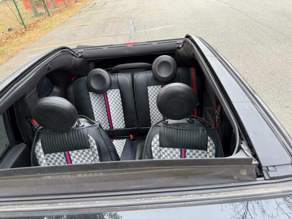 2012 FIAT 500 Image 18