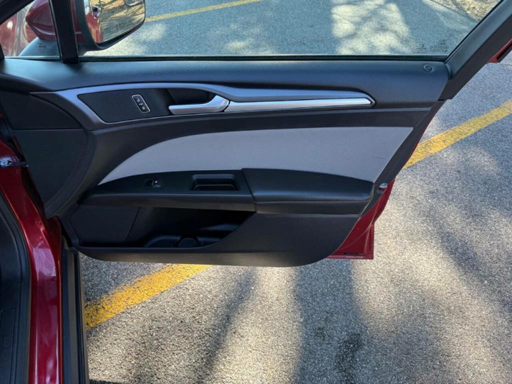 2013 Ford Fusion Image 12