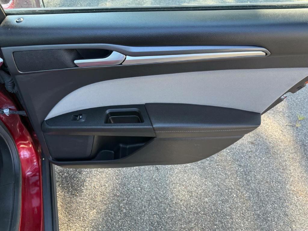 2013 Ford Fusion Image 13