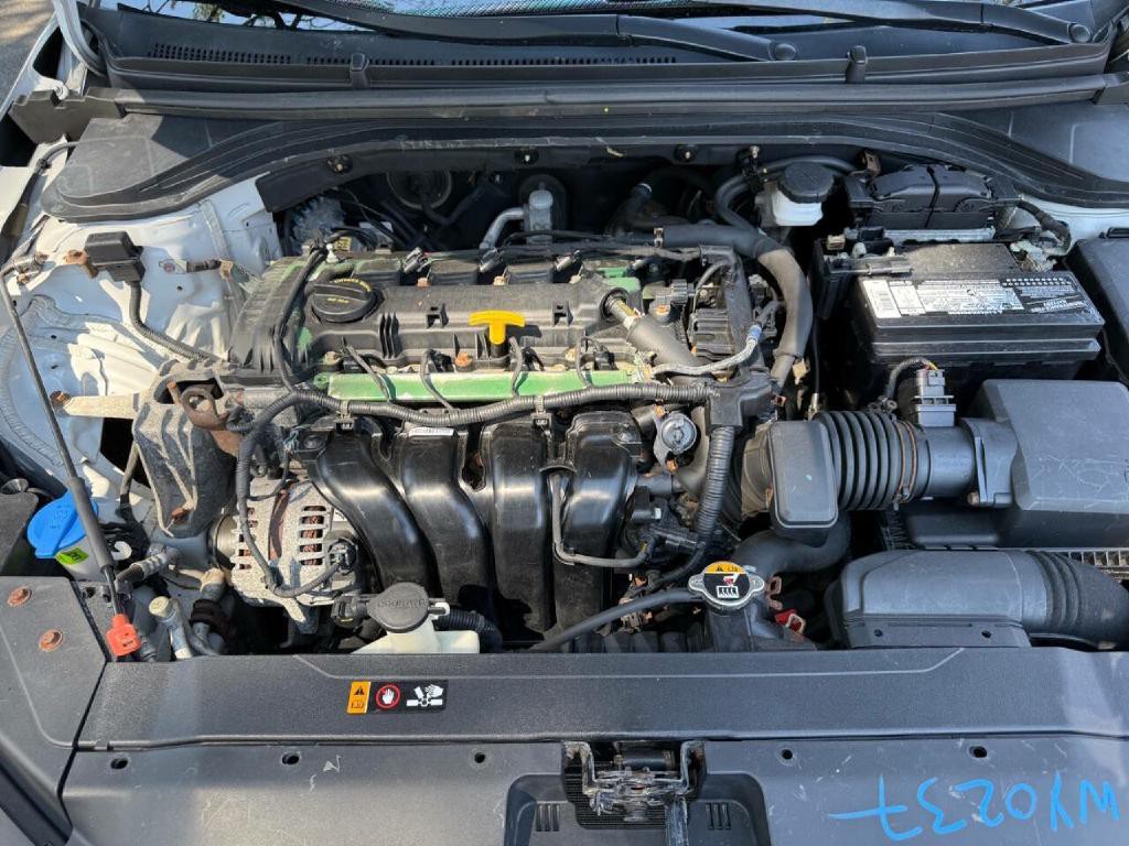 2020 Hyundai Elantra Image 16