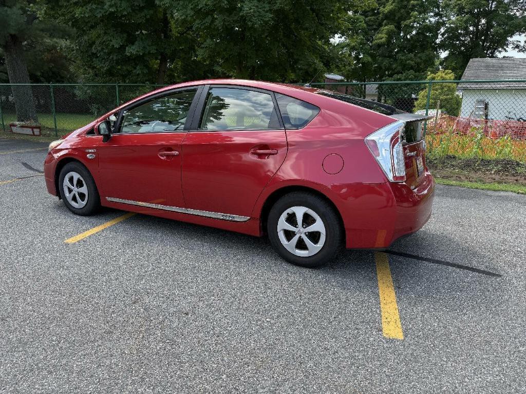2012 Toyota Prius Image 5