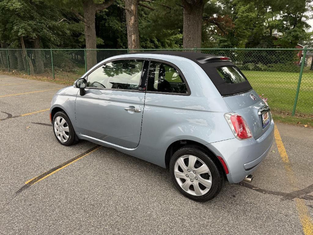 2015 FIAT 500 Image 5