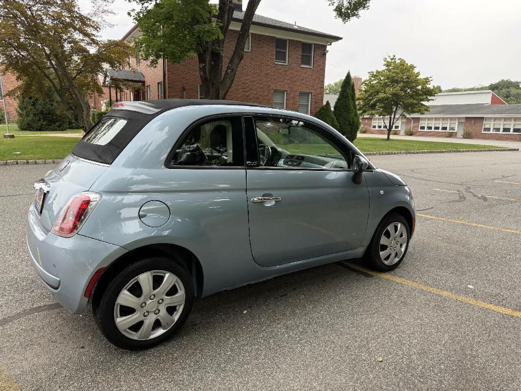 2015 FIAT 500 Image 6